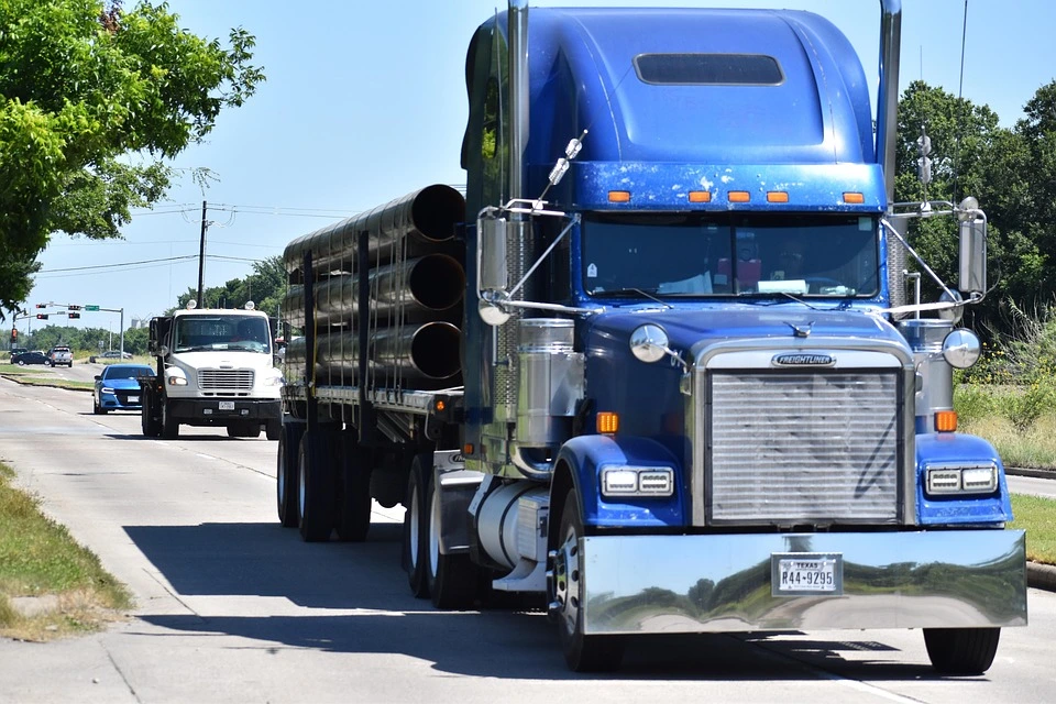 Experienced truck accident lawyer championing your claim